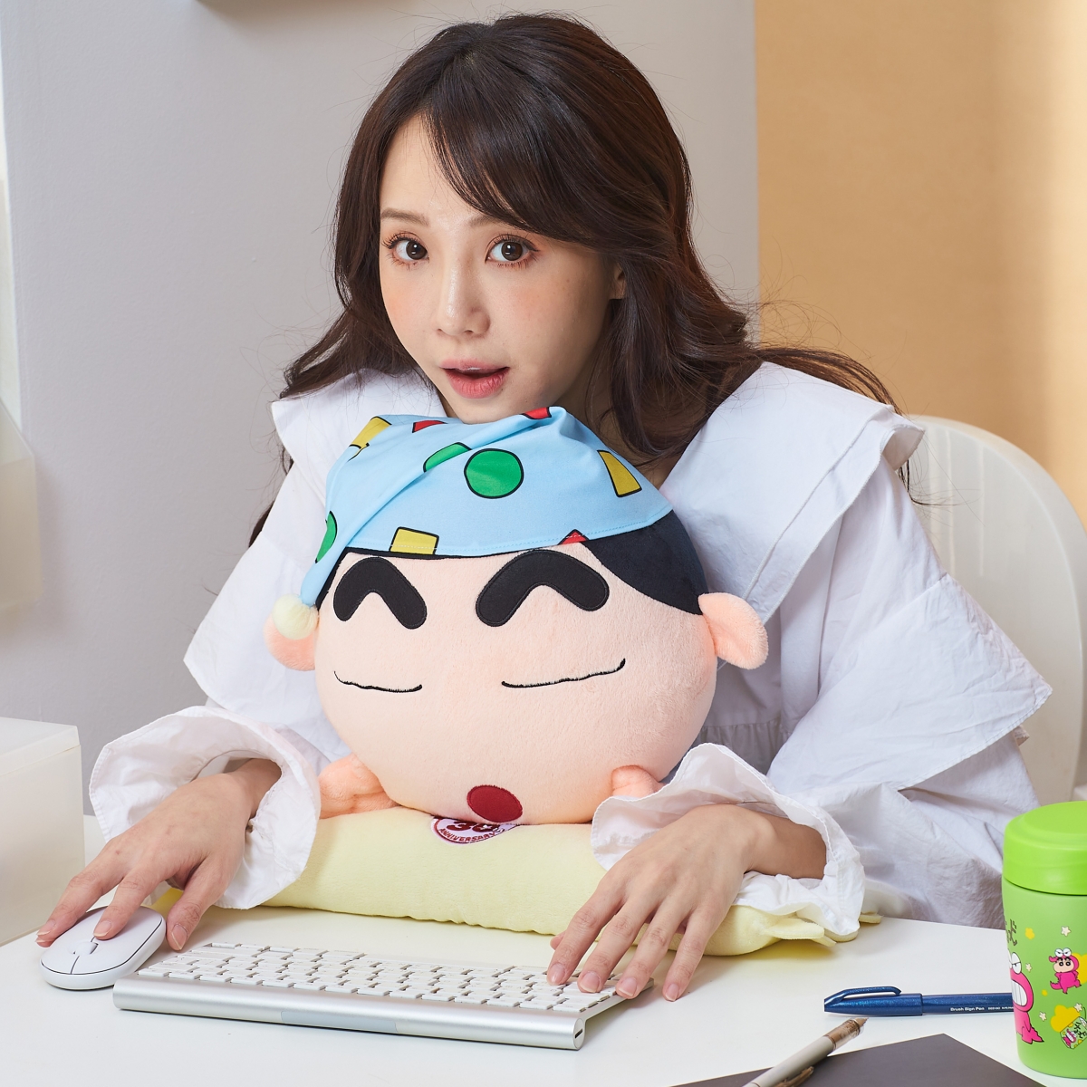 蠟筆小新絨毛兩用抱枕