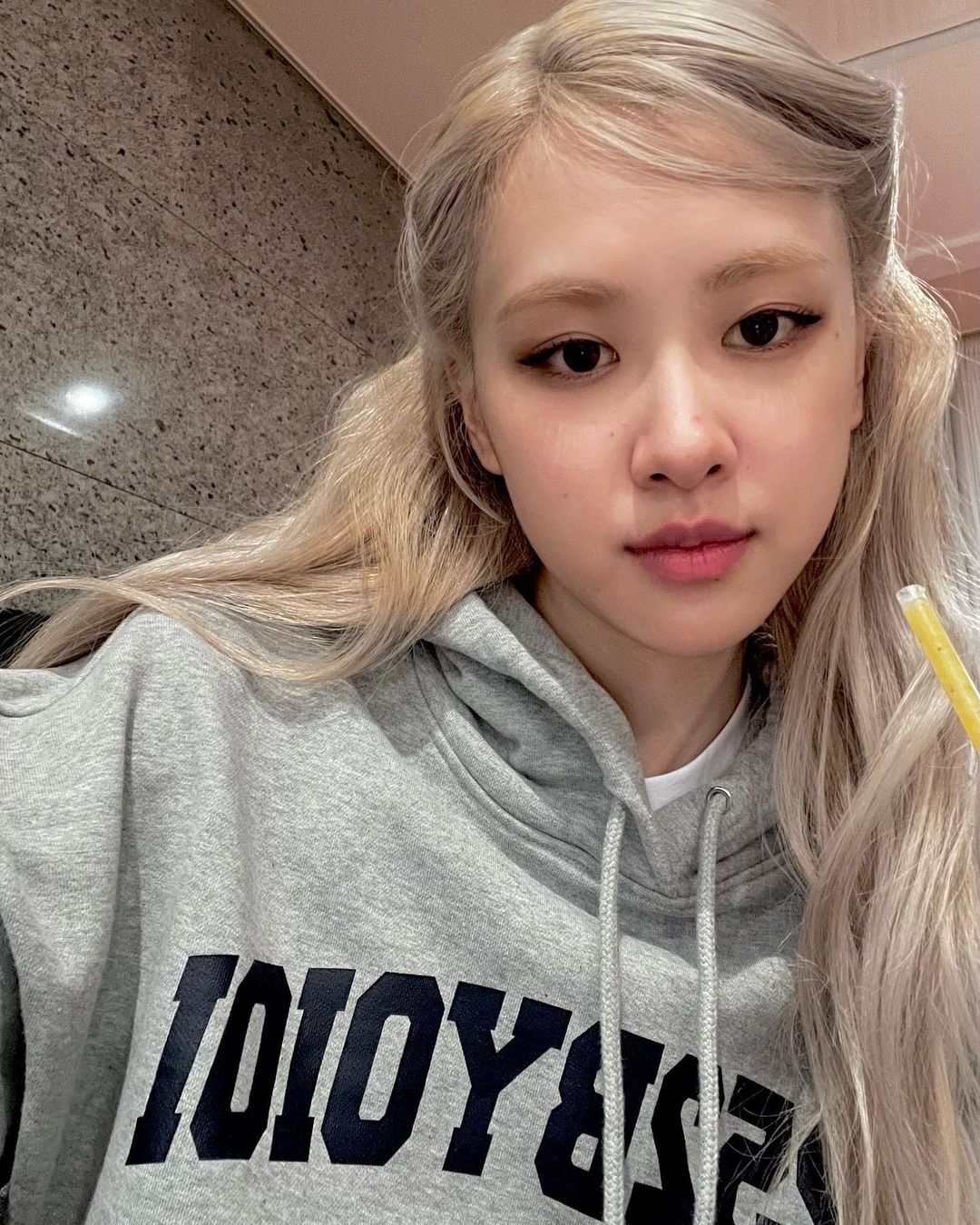 IG @ roses_are_rosie