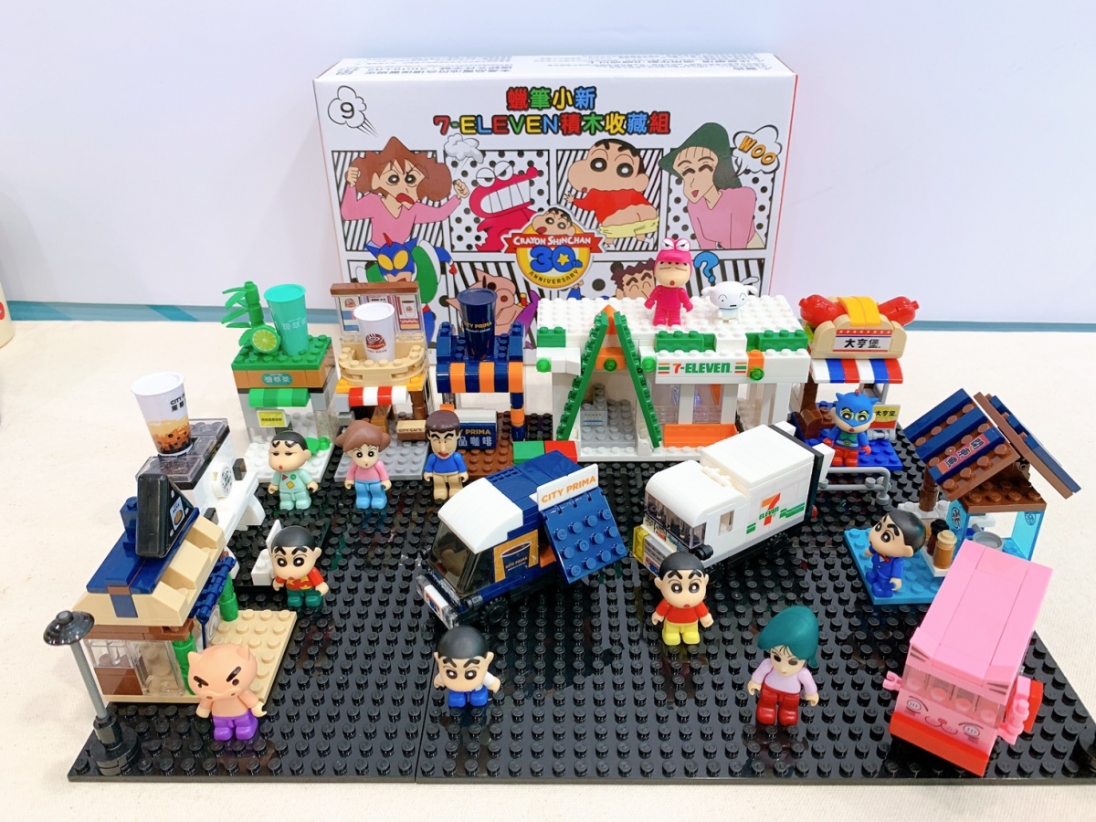 蠟筆小新積木公仔