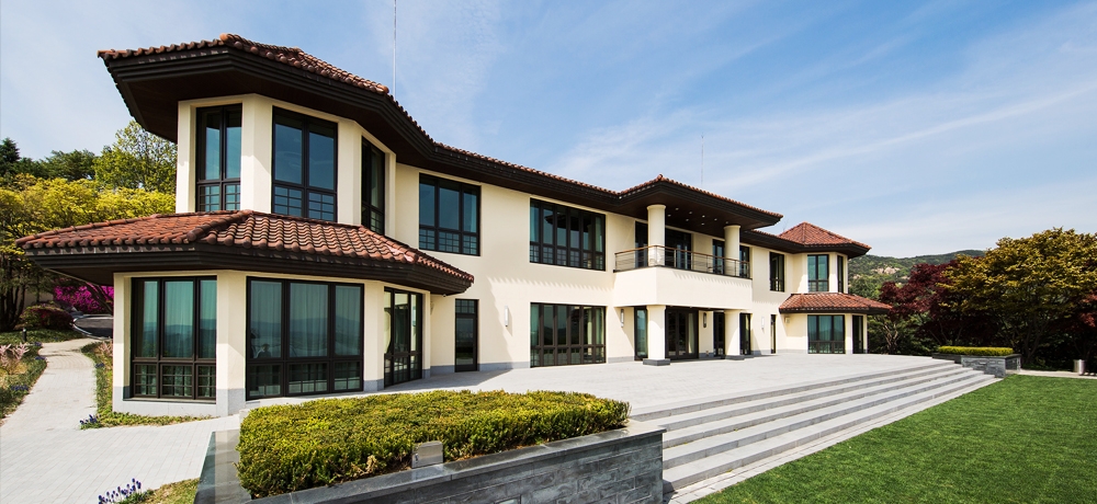 兩人的婚禮據說斥資百萬，讓外界都很期待3月小倆口釋出的婚紗照與更多資訊。