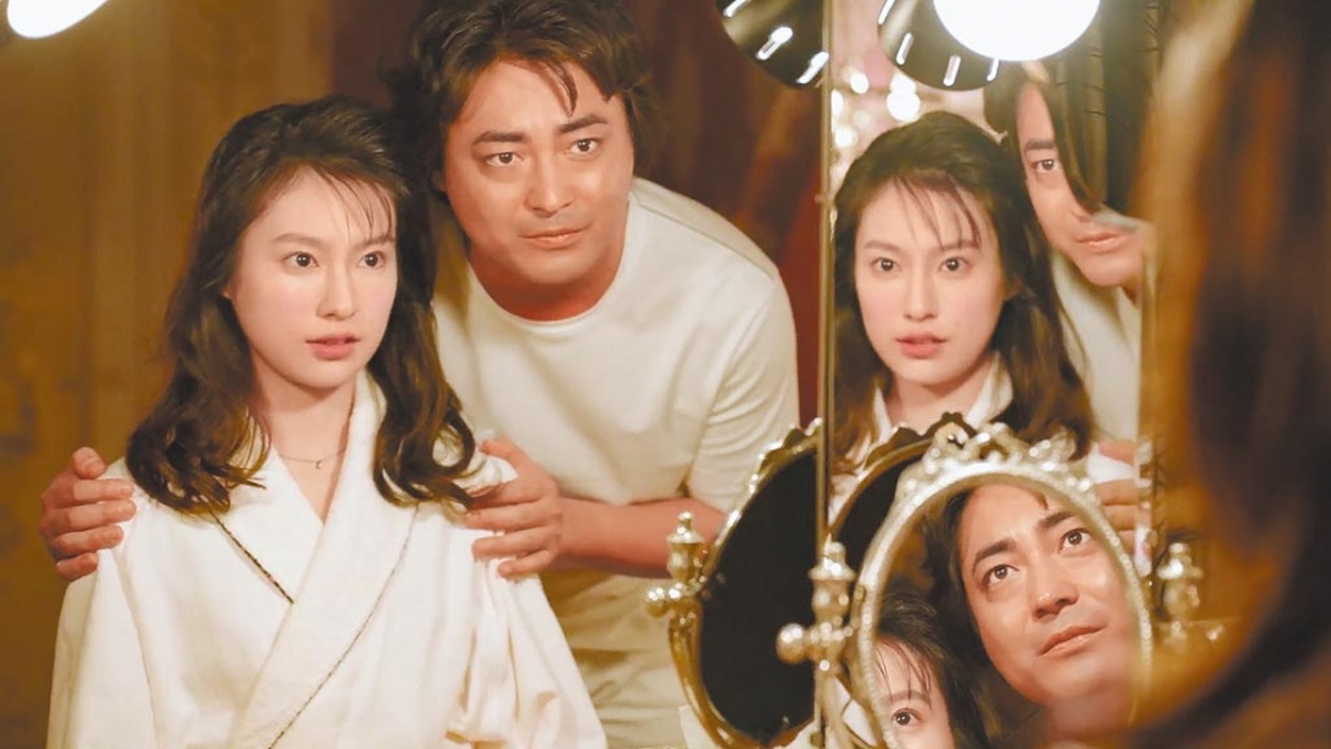 Netflix 影集《AV帝王:全裸監督》(The Naked Director)劇照