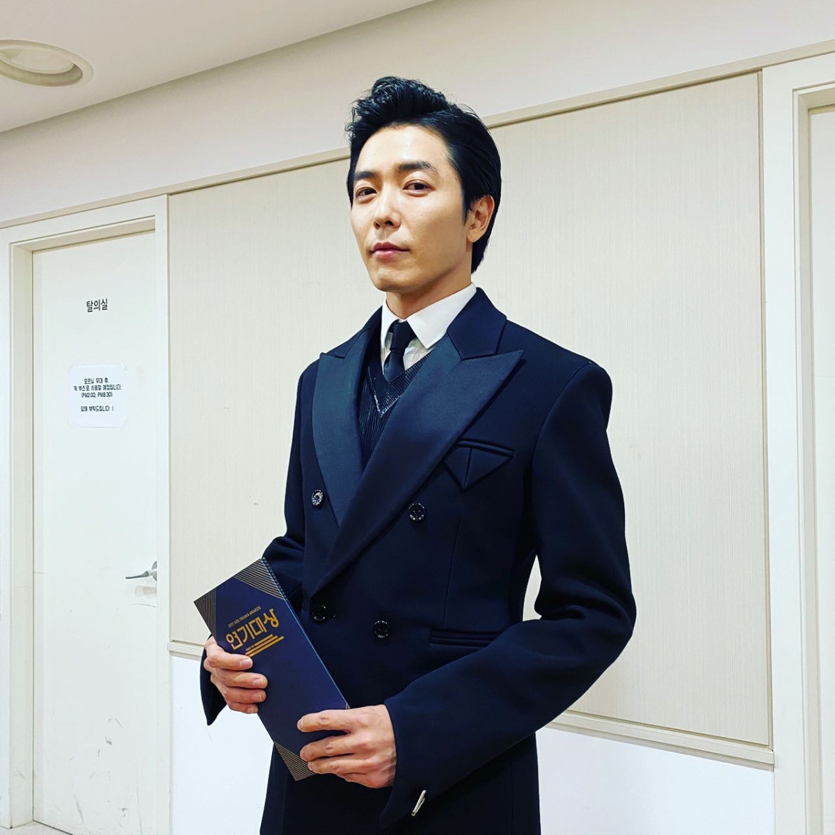 盧高鎮像《Voice》毛泰九+《她的私生活》Ryan Gold的組合