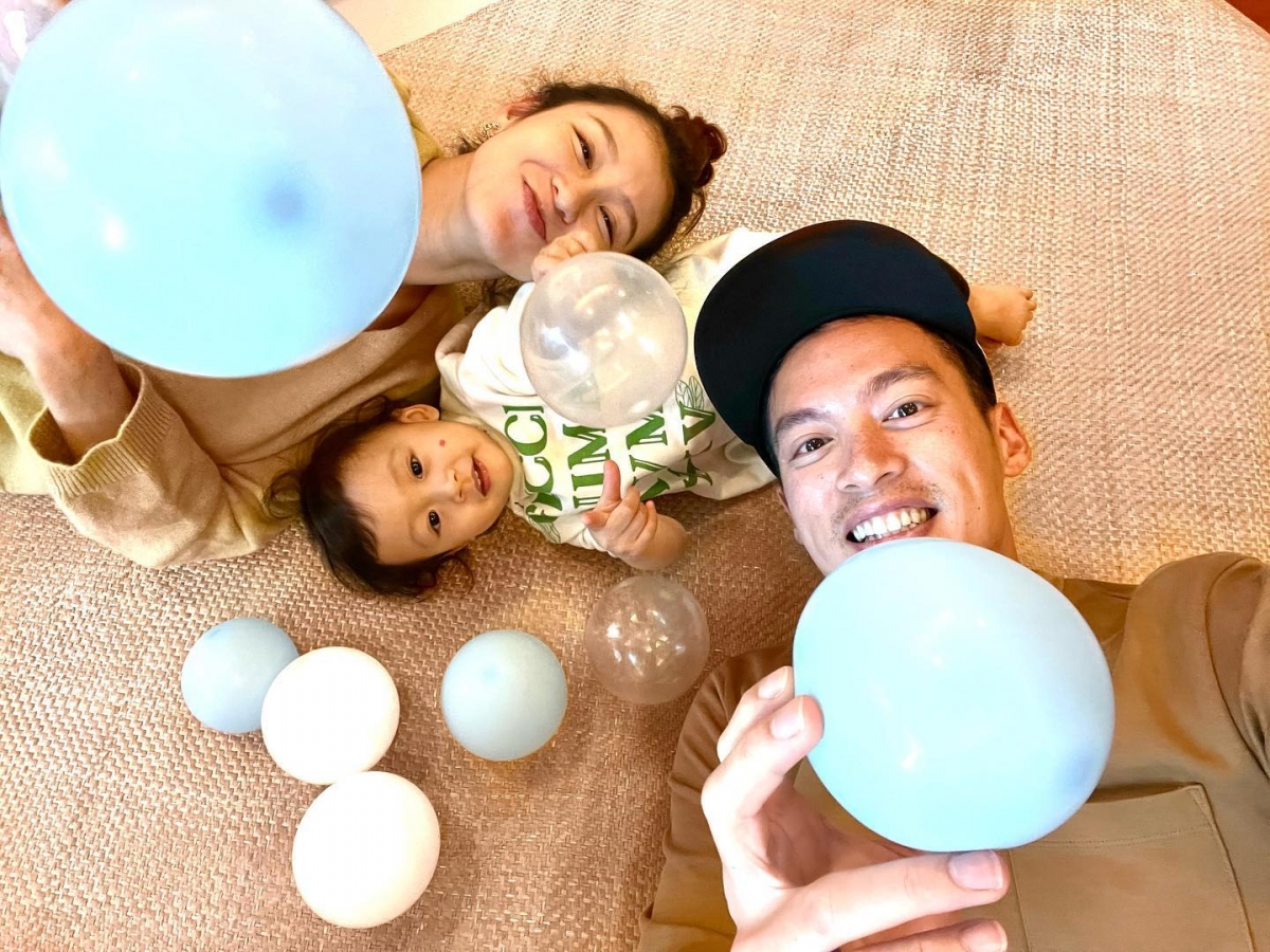 兩人原以為二寶是女兒,未料是兒子讓他們意外