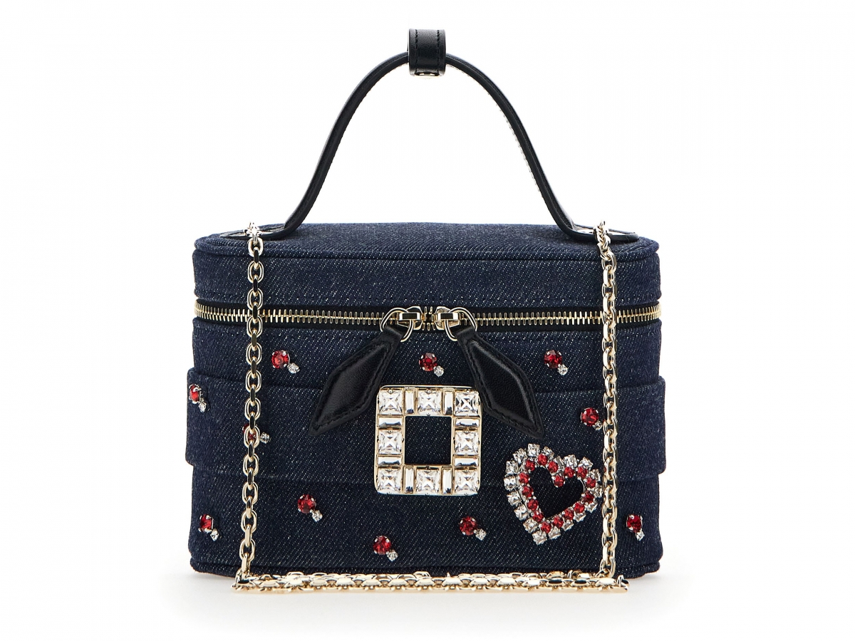 Roger Vivier Heart Vanity單寧鑽扣化妝包，NT$68000 