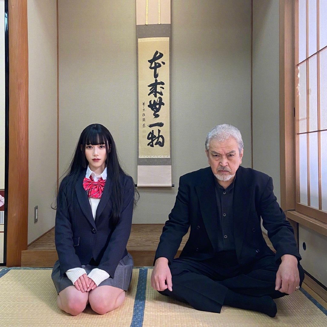 女兒的學生制服扮相廣獲網友讚賞太證