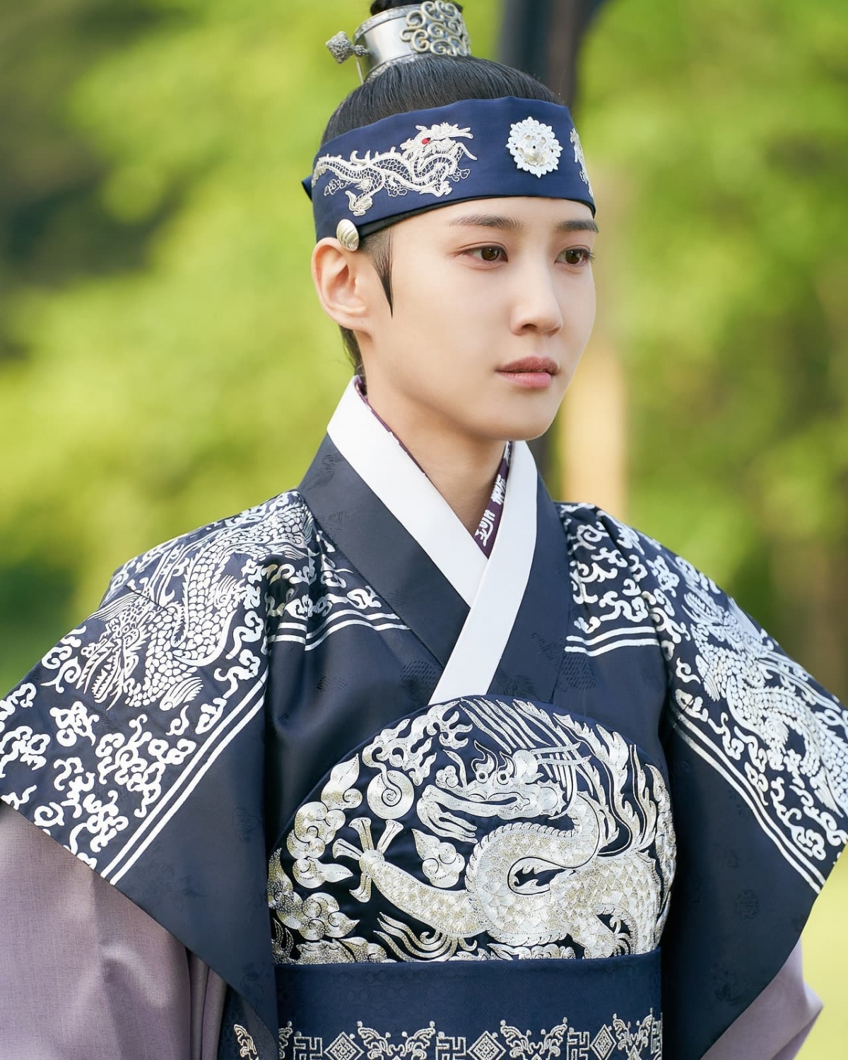 男相臉女星3：朴恩斌