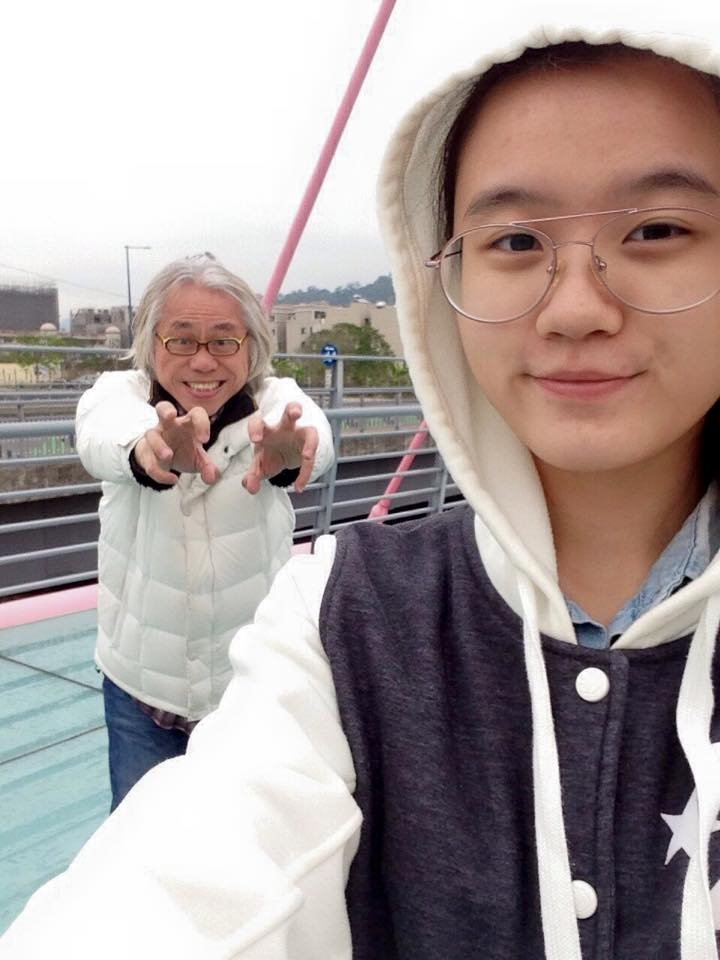 李坤城在FB分享兩人生活未因年齡差距受影響