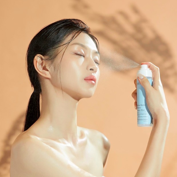 服貼底妝秘訣5:蜜粉定妝