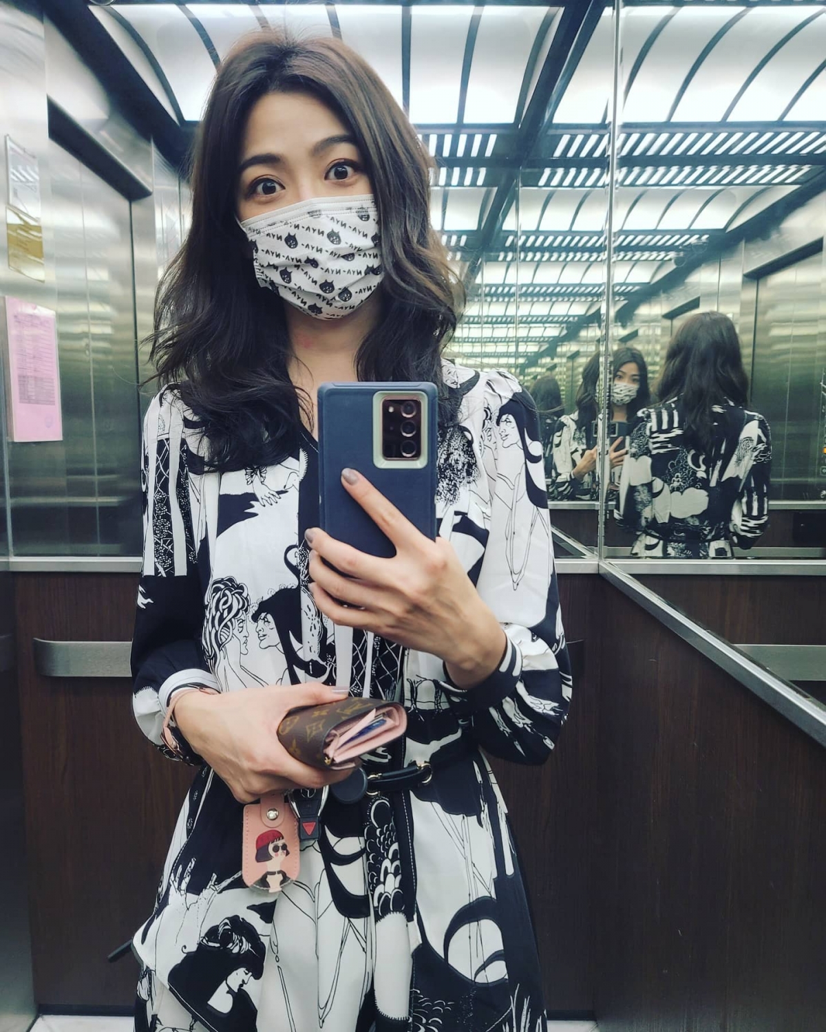 邵庭近年來轉戰電商業