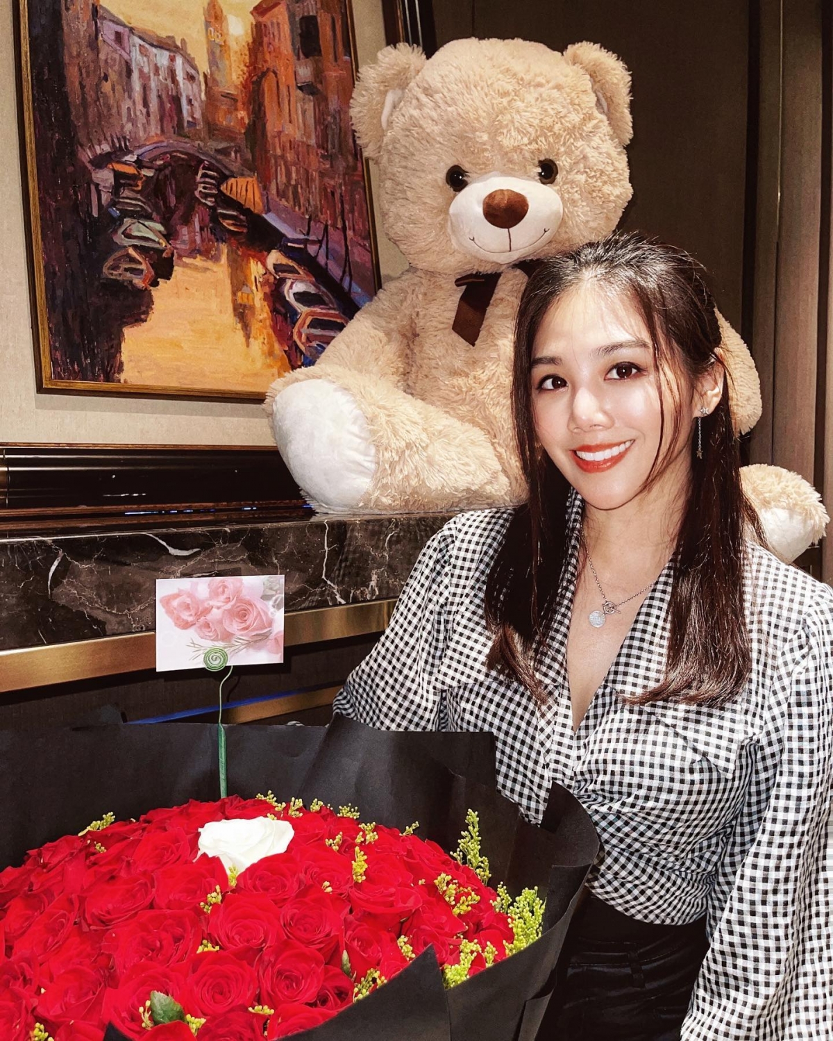 37歲就擁有3套房與豪車