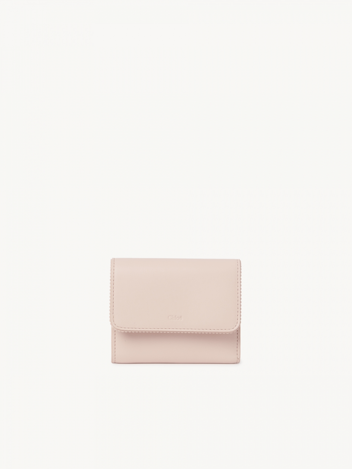 Chloé Linda 淡粉色短夾，NT$17,300