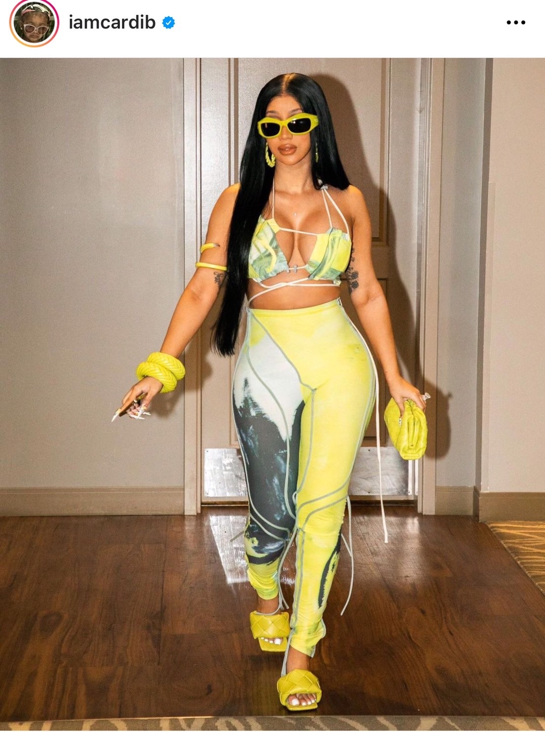 饒舌天后Cardi B從歌曲到穿搭都嗆辣