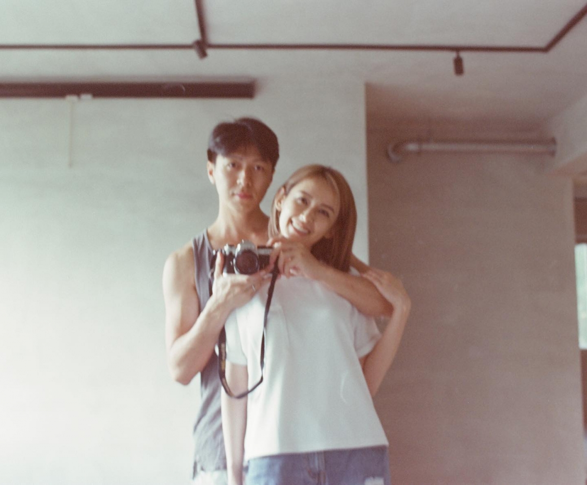 袁艾菲甜曝自己與老公也有類似情節