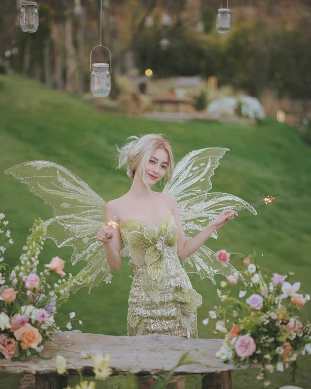 Angelababy化身森林仙子