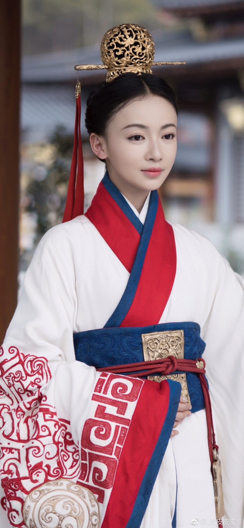 吳謹言古裝戲服都相當精緻