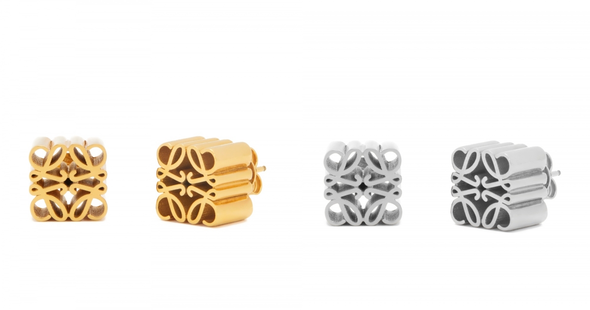 LOEWE Anagram立體耳環,(金)NT$23,000_(銀)NT$22,000