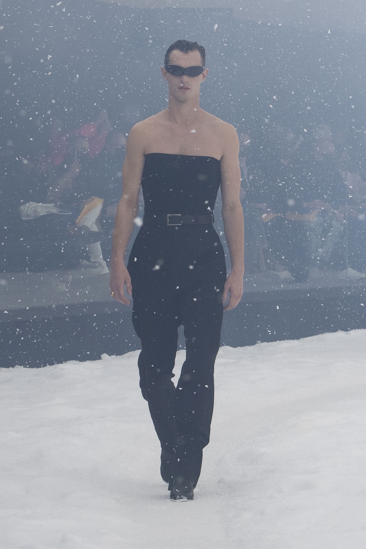 Balenciaga FALL 2022 READY-TO-WEAR