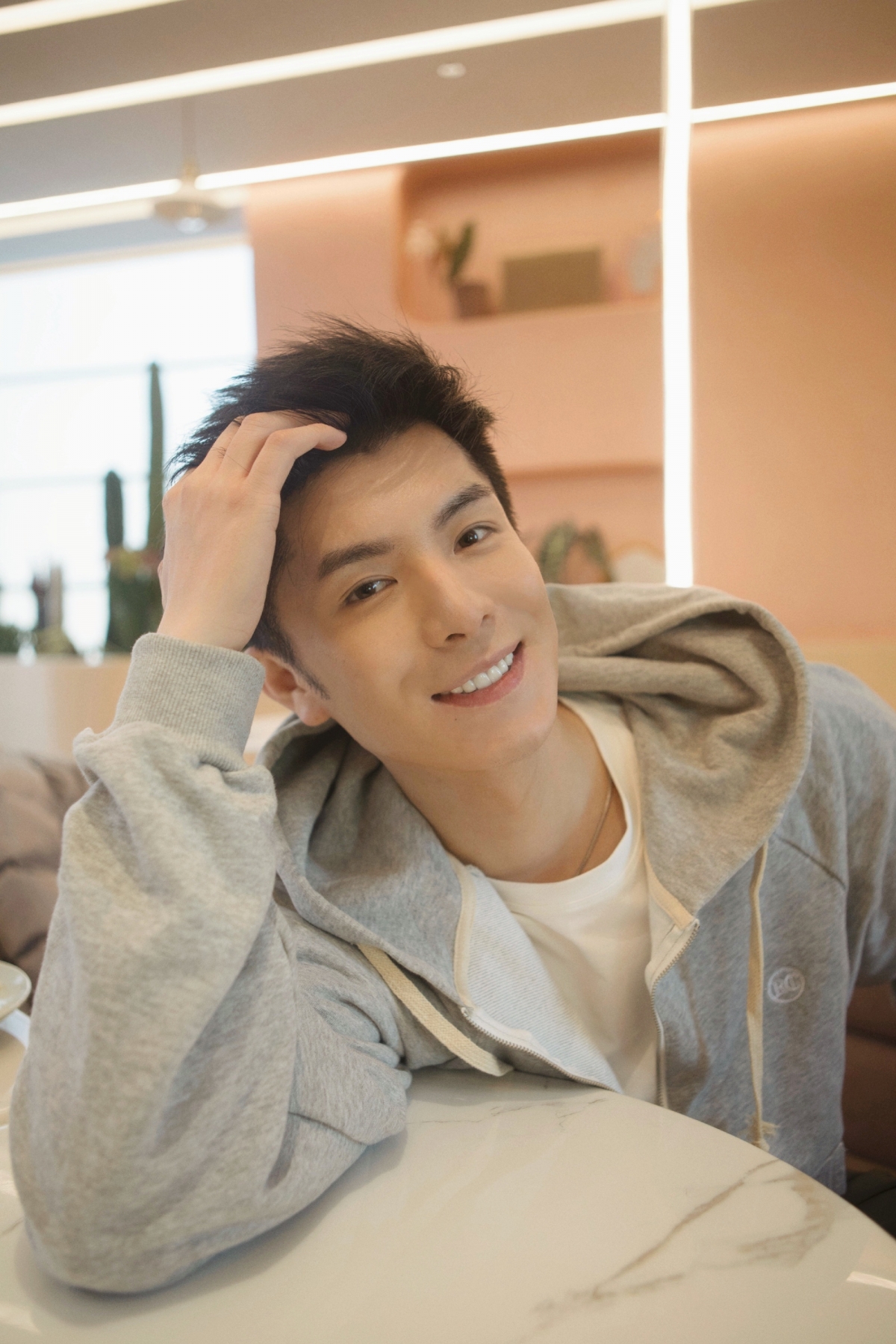 林皓洋變身天菜