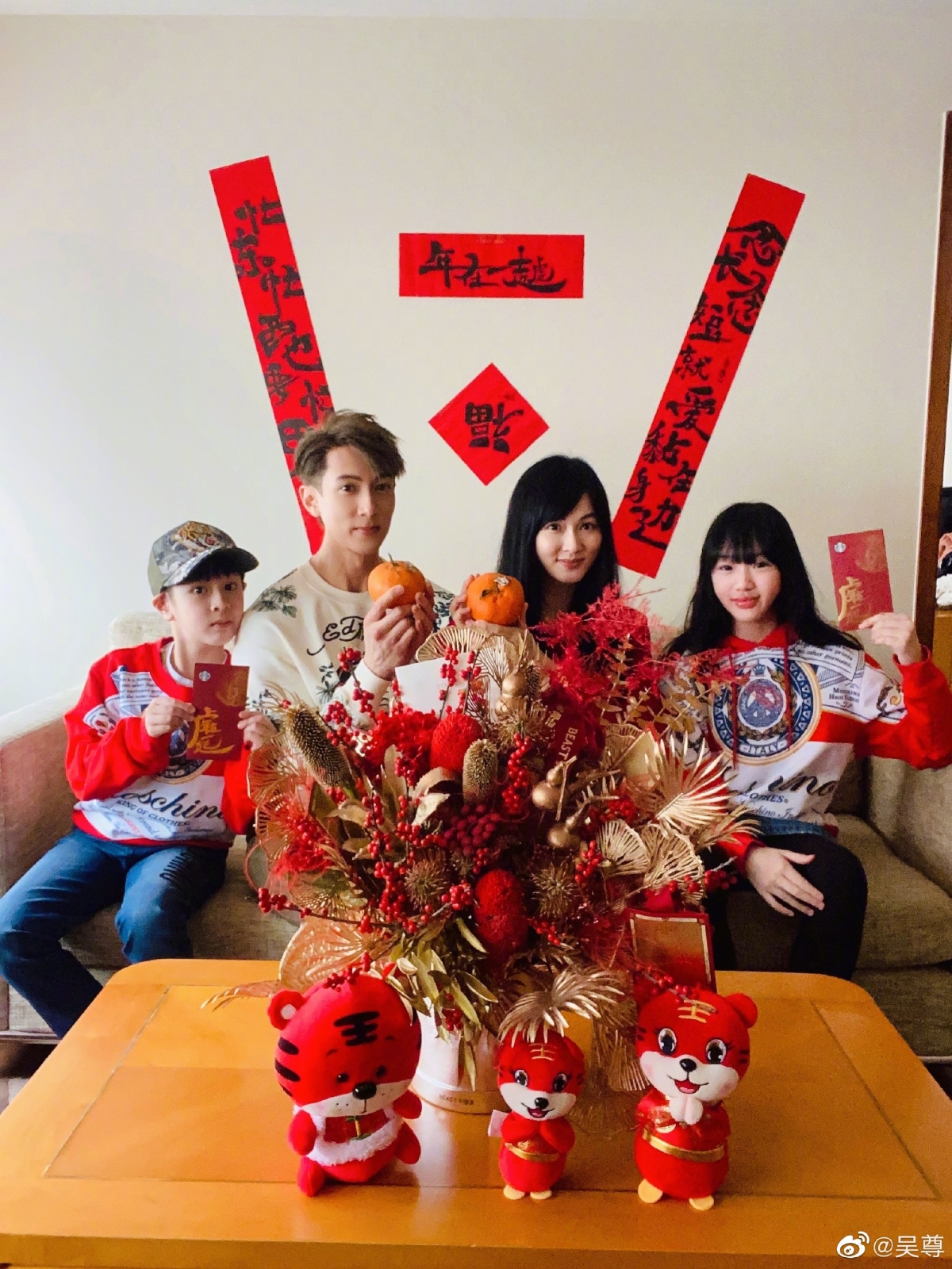 weibo@吴尊