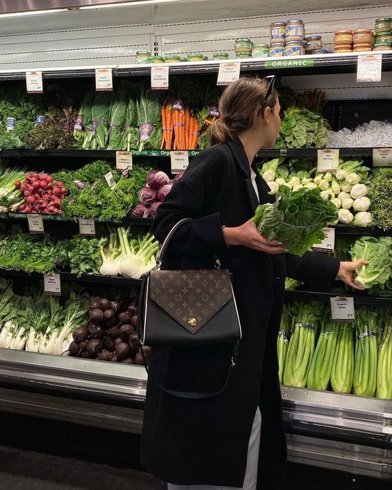 買菜結帳時被叫阿姨，一名41歲女子心裡很受傷