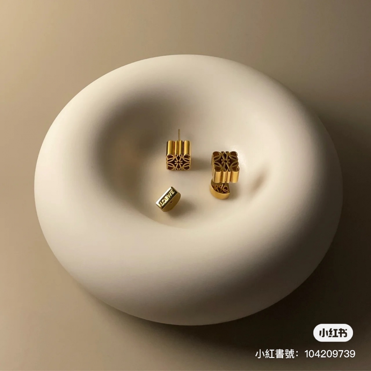 小紅書@ VictoriaLine