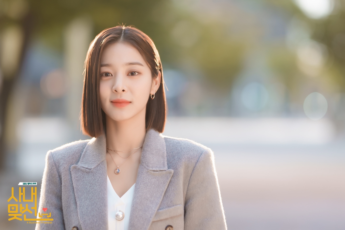 桃花眼女星1：薛仁雅