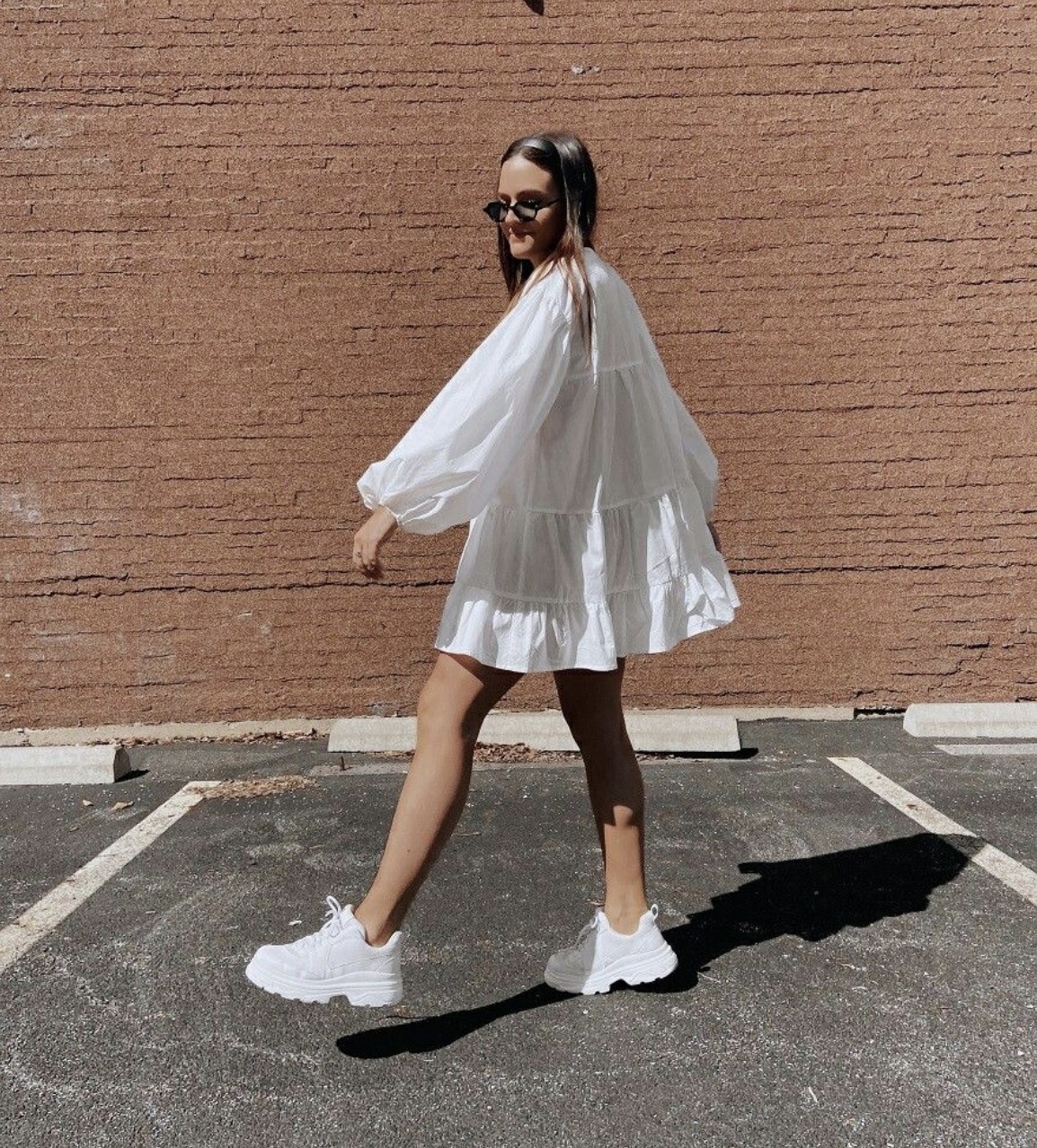 傘狀洋裝是春夏穿搭的好夥伴，既涼爽又不用費心思考穿搭。