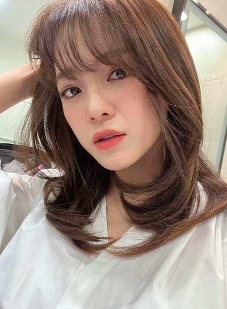 《社內相親》金世正妝容重點3：珊瑚粉橘腮紅