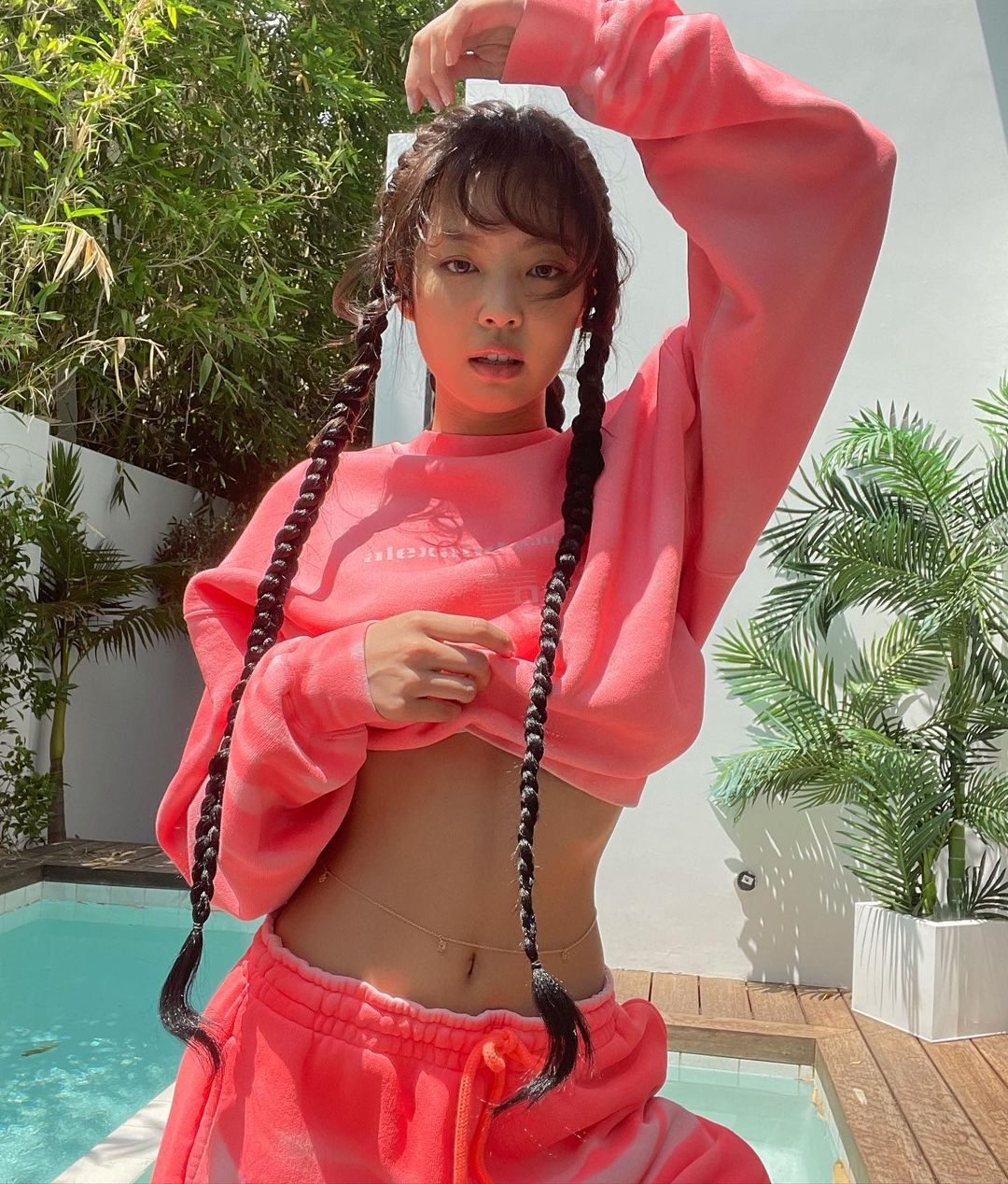 IG@ jennierubyjane