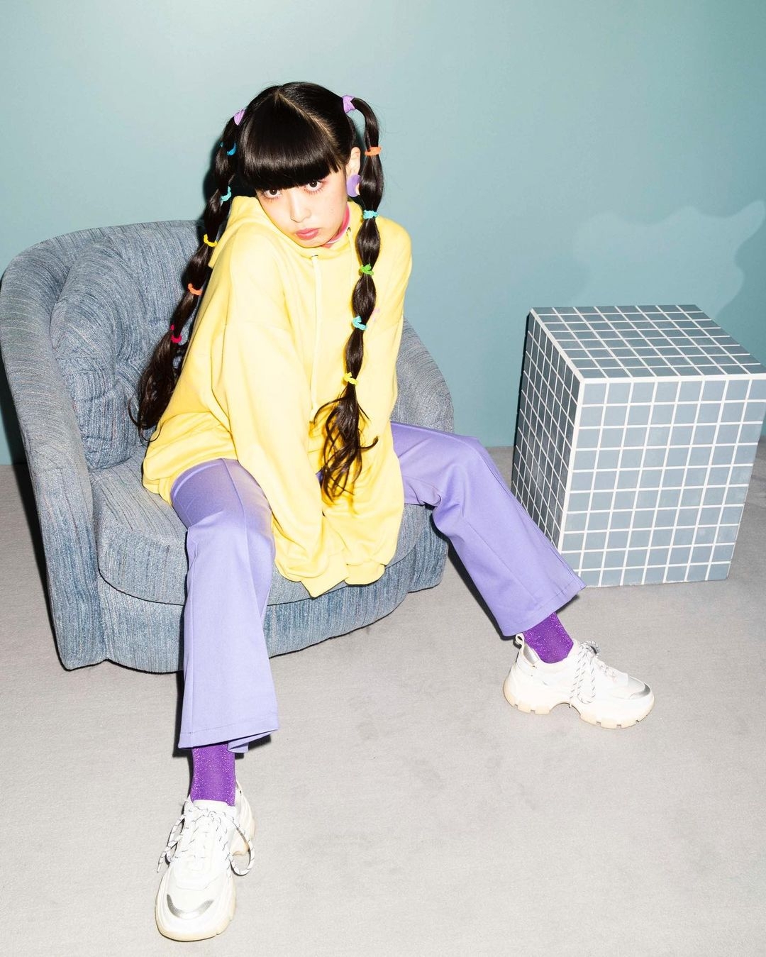 PUNYUS 官網上有很多顏色繽紛可愛的服飾。