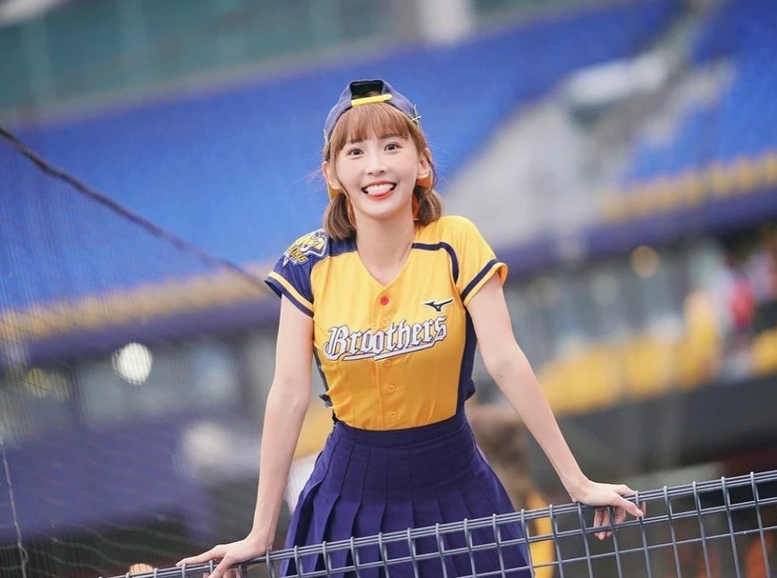 新生代女星粿粿（江瑋琳）是中信兄弟啦啦隊「Passion Sisters」的前成員之一，現已退出。