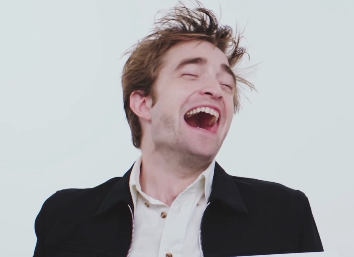 羅伯私下不計形象，被封為是最ㄎㄧㄤ男神