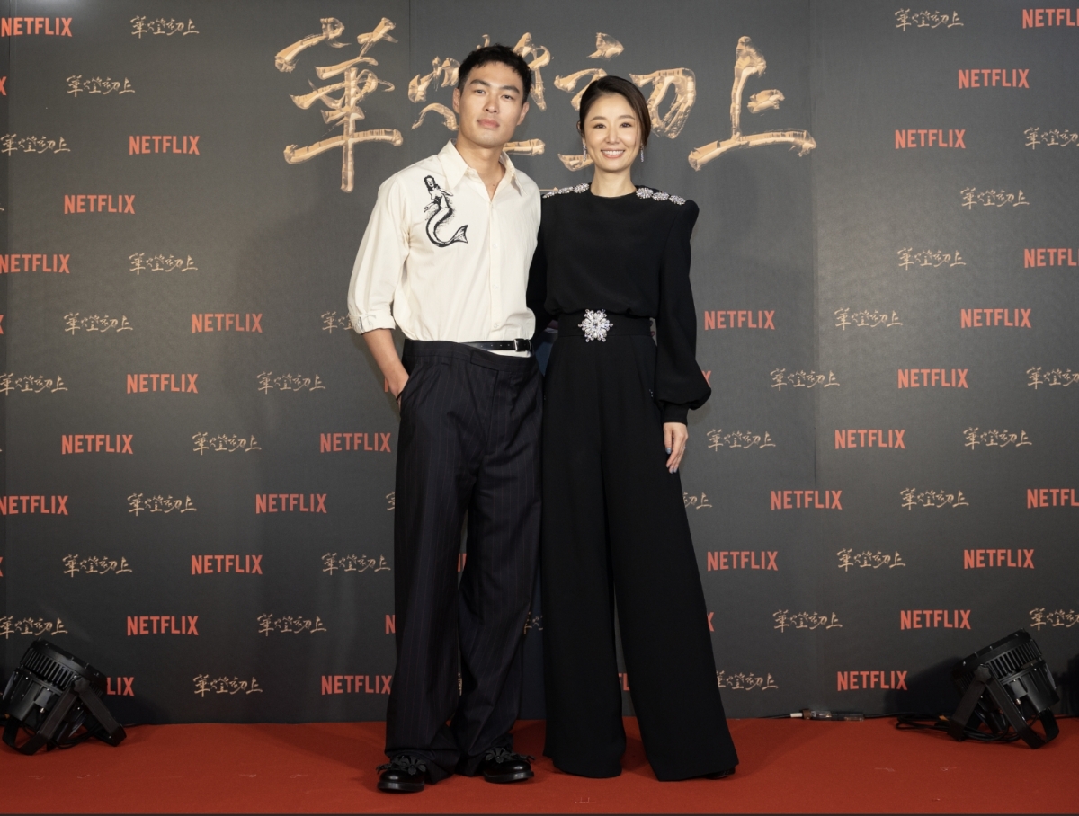 《華燈初上》林心如(右)、楊祐寧劇中有曖昧氛圍,感情發展即將揭曉_Netflix、百聿數碼提供