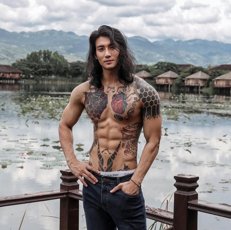 Paing Takhon熱衷於公益與參與社會話題