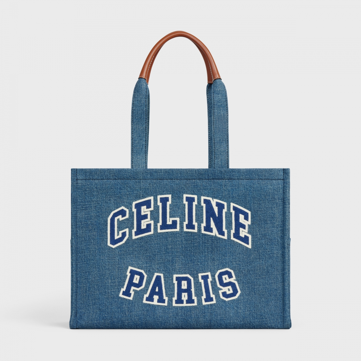 CELINE_CABAS丹寧大型托特包，NT$43,000