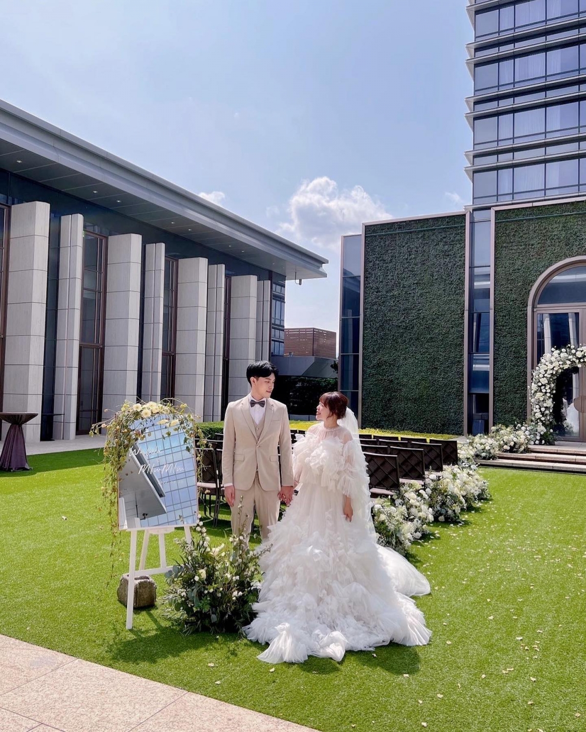 「你是我認識脾氣最好、最樂觀的人搭配我的壞脾氣真是剛剛好。」