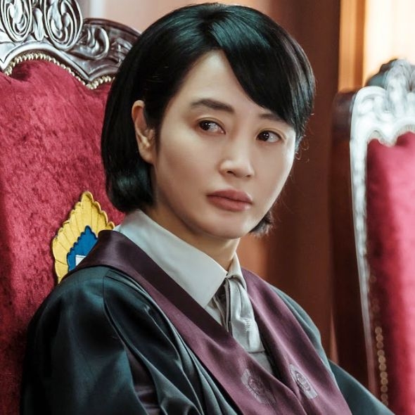 《少年法庭》女主角金憓秀