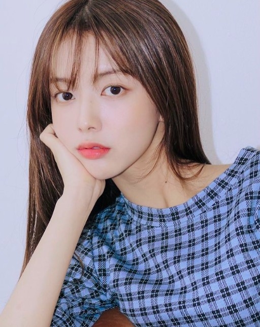 韓星妝容重點1:低飽和度輕薄底妝