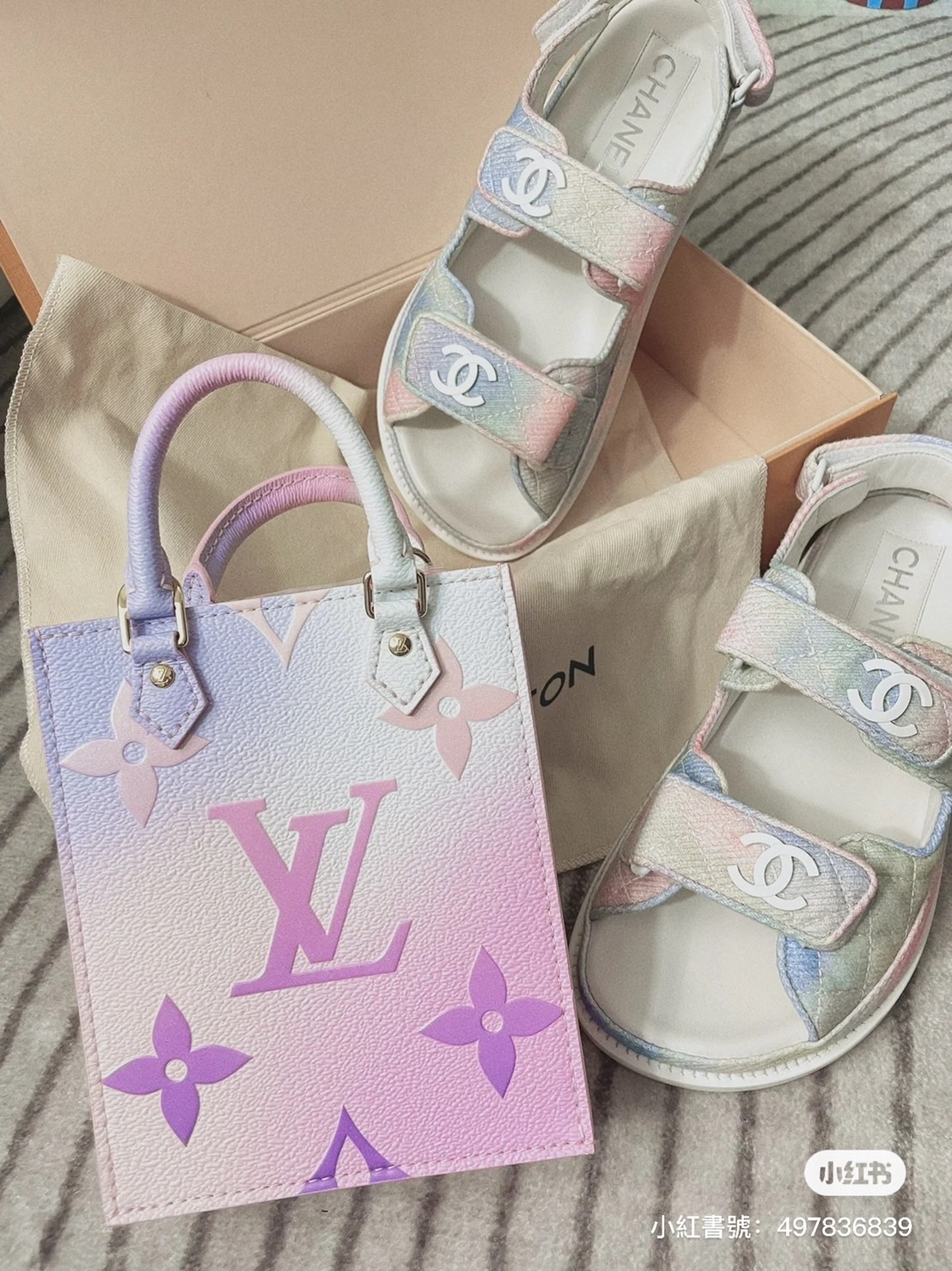 小紅書@乌拉那拉