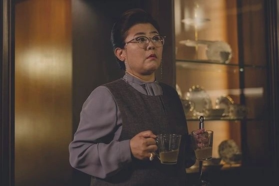 李姃垠《寄生上流》