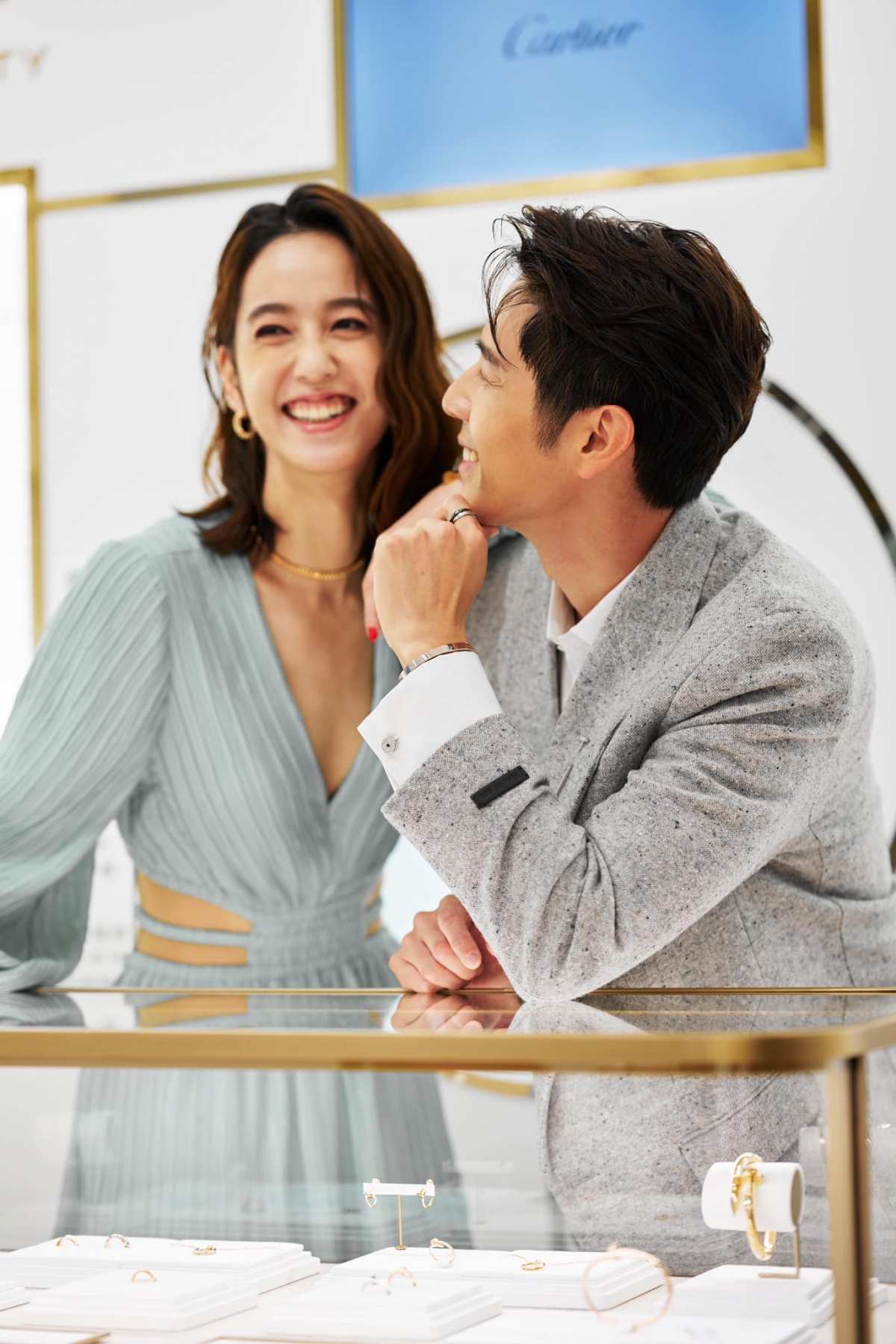 陳庭妮與胡宇威求婚成功後首度在代言活動同台