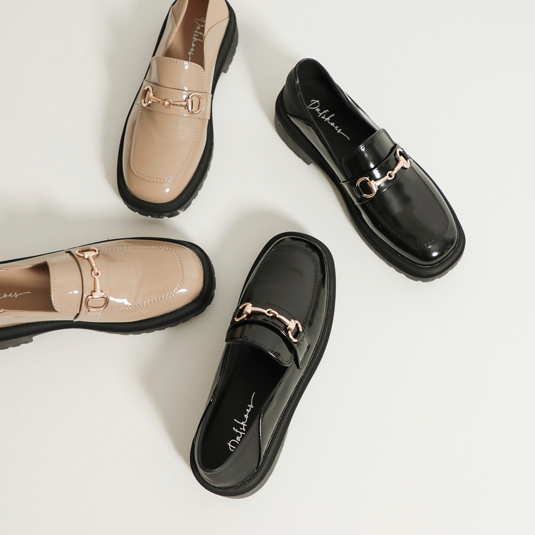 D+AF馬銜釦漆皮鬆糕樂福鞋,NT$880
