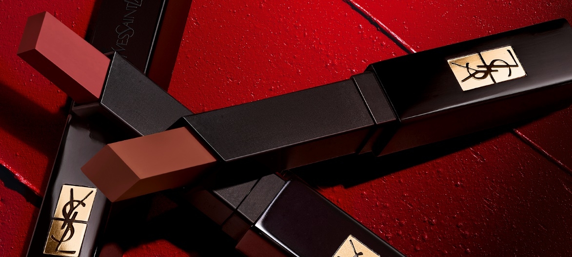 2022春夏唇膏新品推薦3:YSL 黑絲絨煙管唇膏 禁忌緋紅系列,NT$1,380