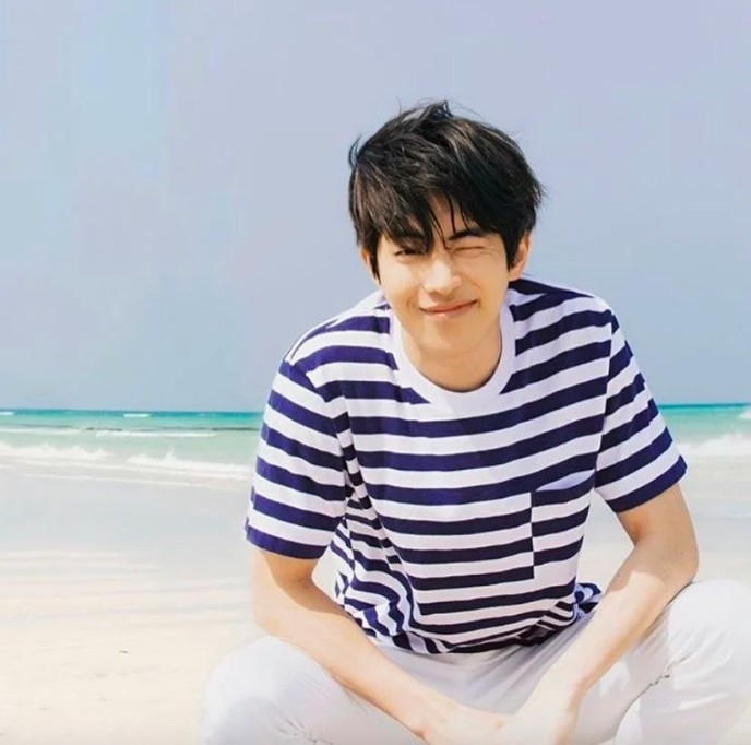 南柱赫無名模特時期身材纖瘦