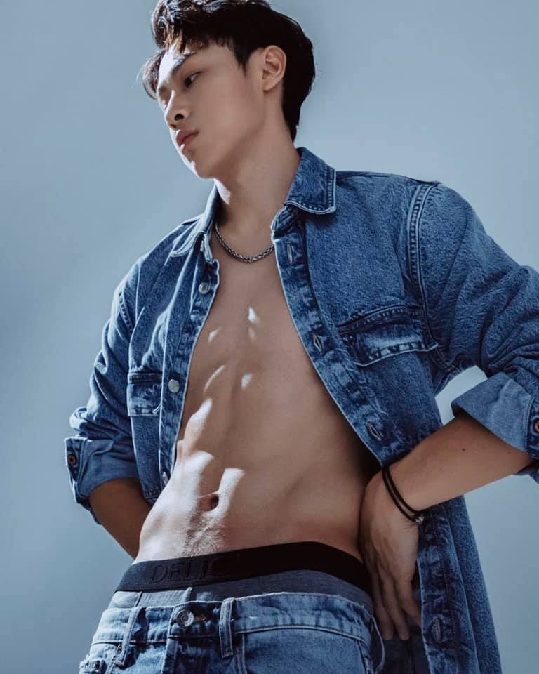 顏佑庭大秀肌肉,代言玳蕾綺內衣褲