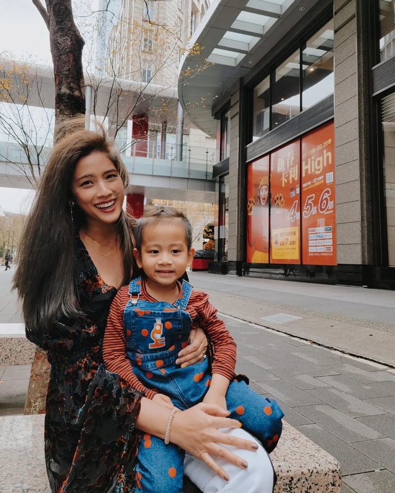 蔡沐妍與孩子