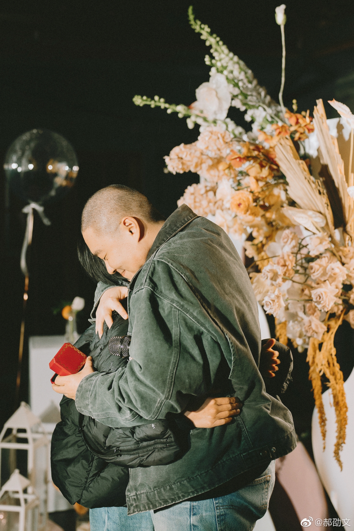 郝劭文即將與化妝師女友結婚