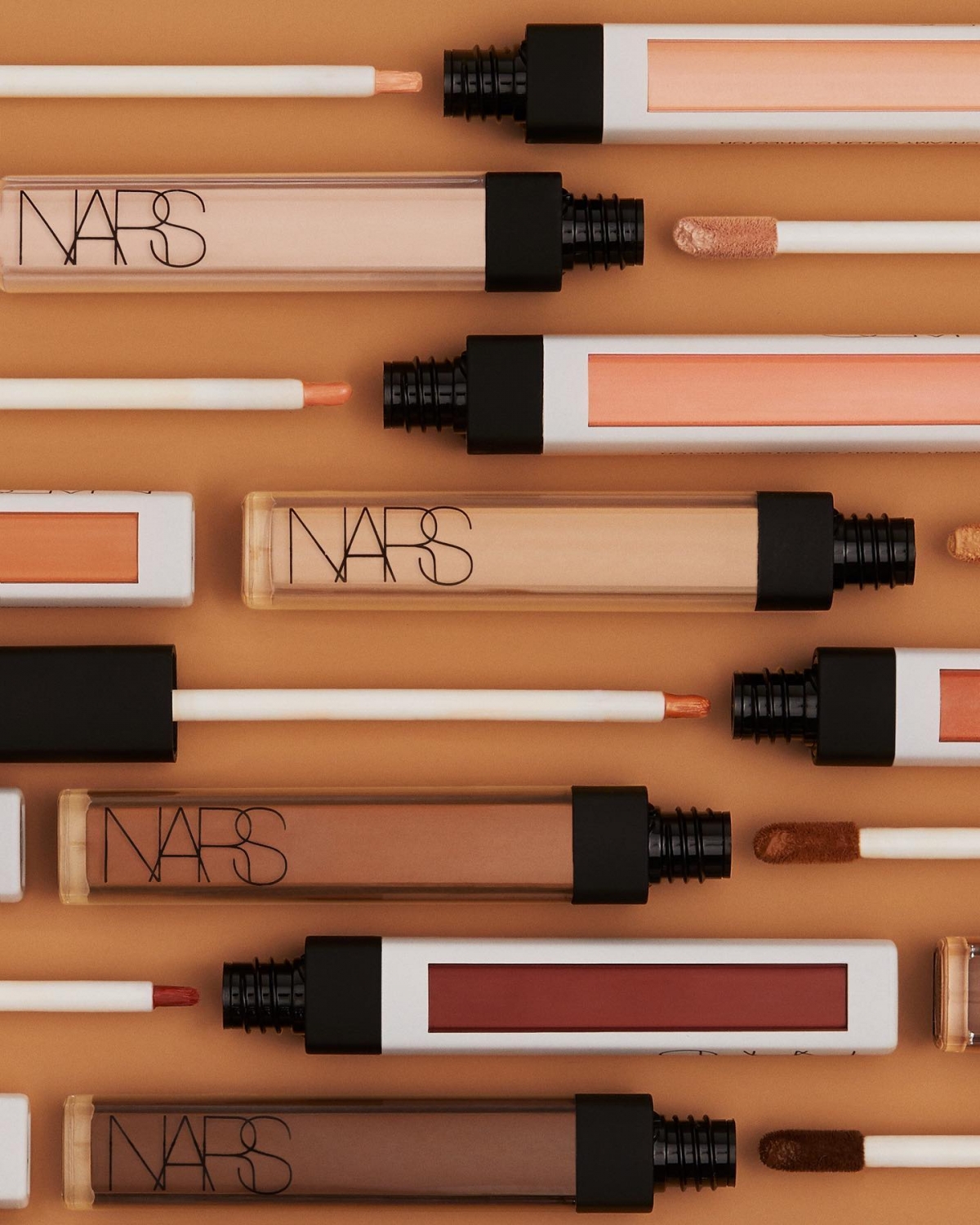 NARS 妝點校色遮瑕蜜