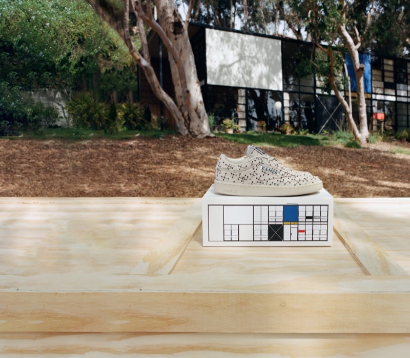 鞋盒仿照洛杉磯太平洋帕利塞德附近的 Eames House