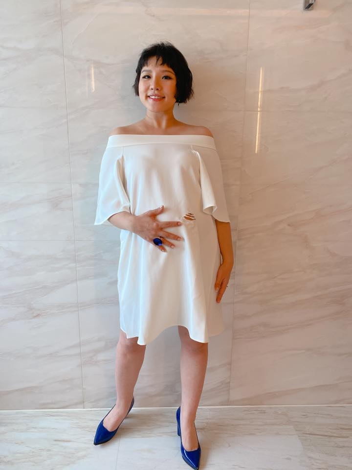 Hold住姊(謝依霖)